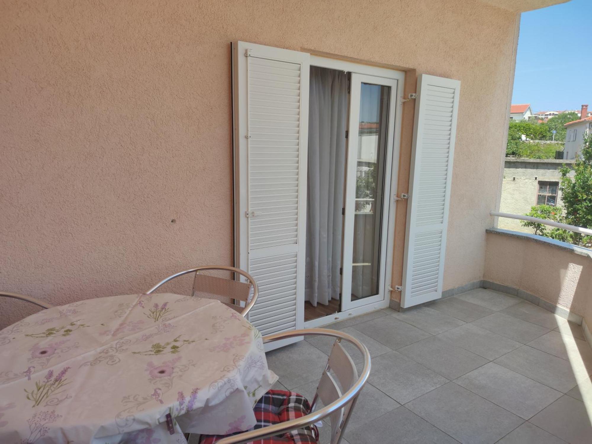 קרק Apartments Dijana מראה חיצוני תמונה
