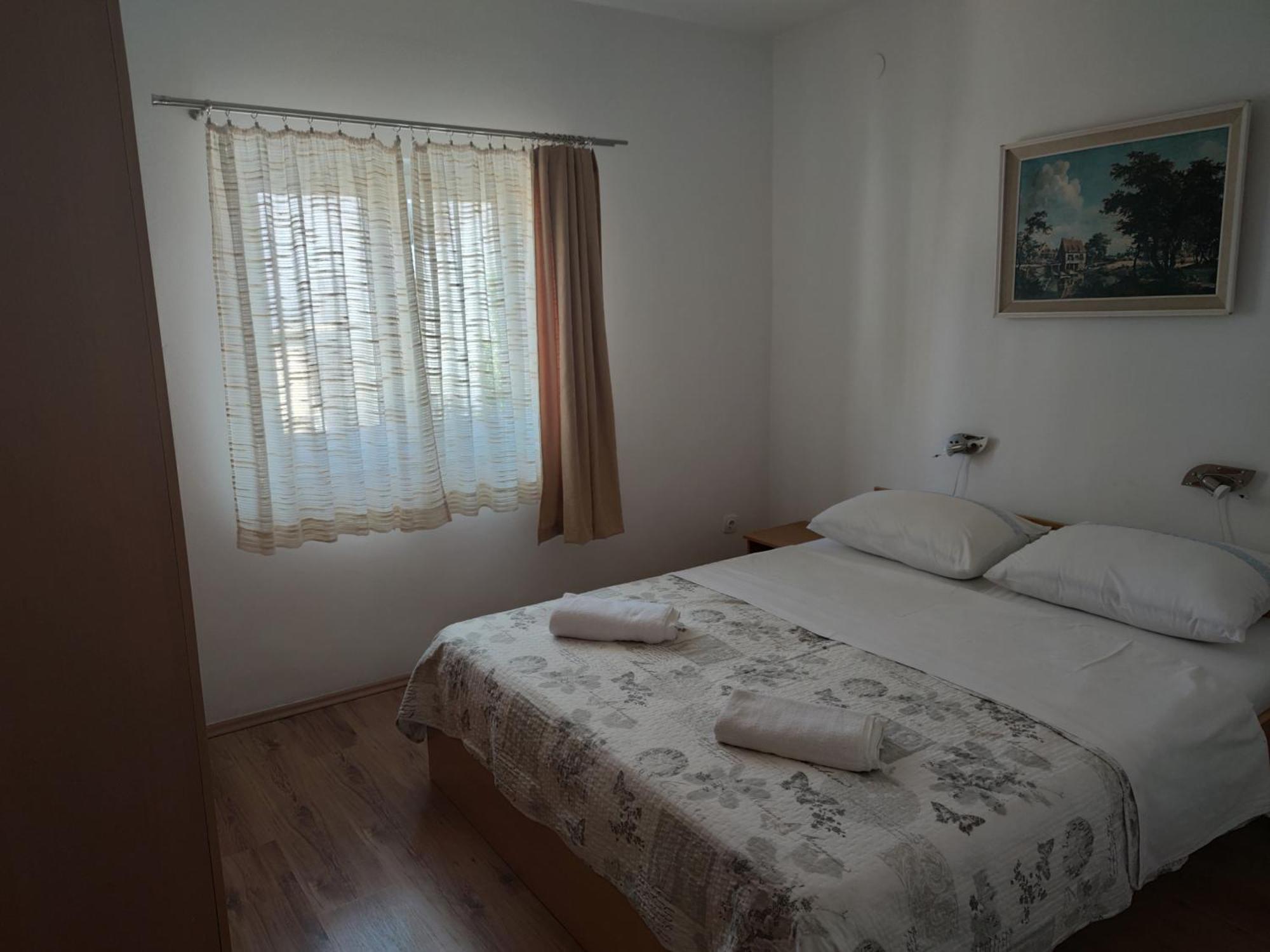 קרק Apartments Dijana מראה חיצוני תמונה