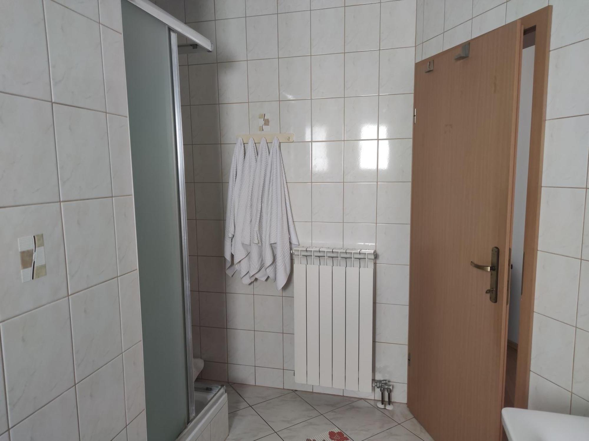 קרק Apartments Dijana מראה חיצוני תמונה