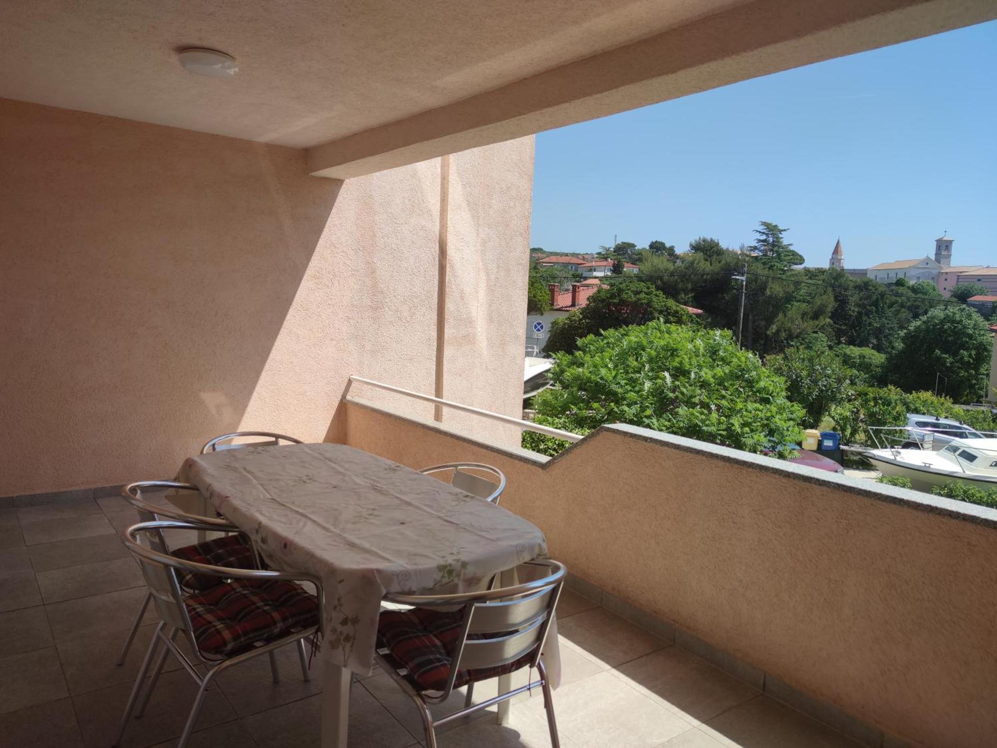 קרק Apartments Dijana מראה חיצוני תמונה