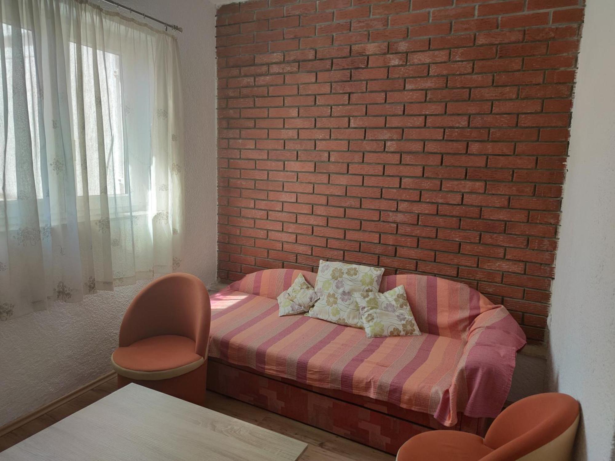 קרק Apartments Dijana מראה חיצוני תמונה